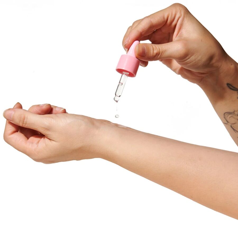 img_216695_ae6520d3a3bf69af69fe2e95e53d746a_1.jpg EYE OF LOVE - BLOOM SUNNY DAZE HUILE DE PARFUM AUX PHÉROMONES 20 ML